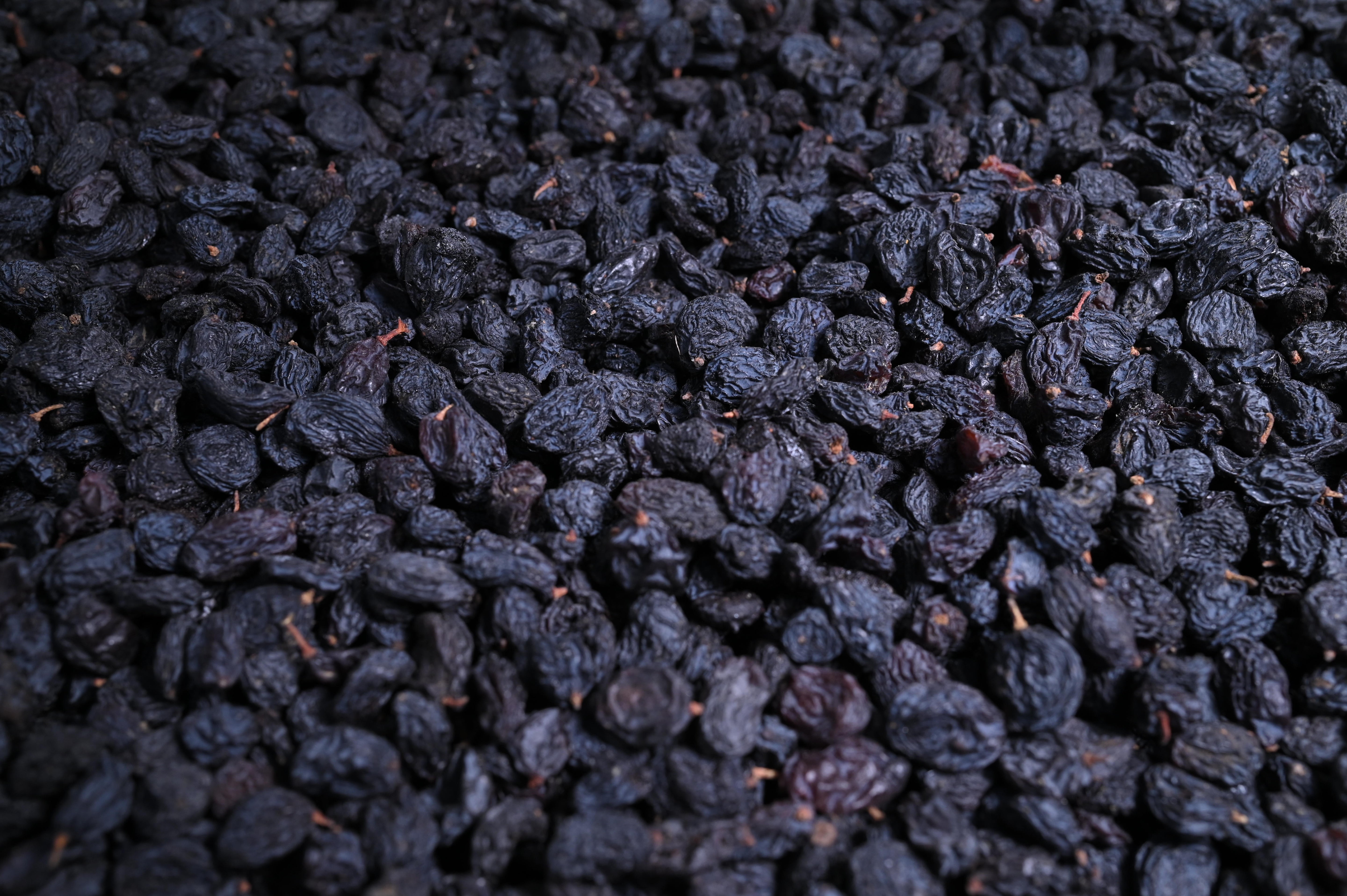 Special Black Kishmish Online In Pakistan